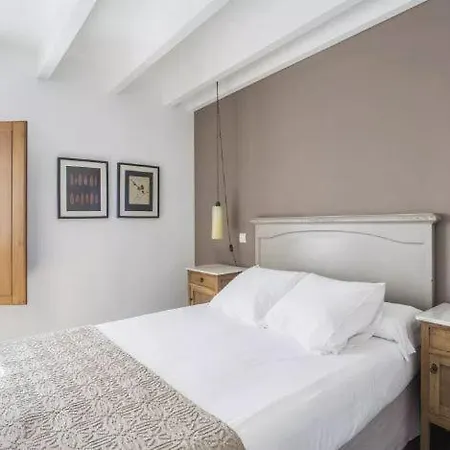 Casona Con Jardin Holiday home *